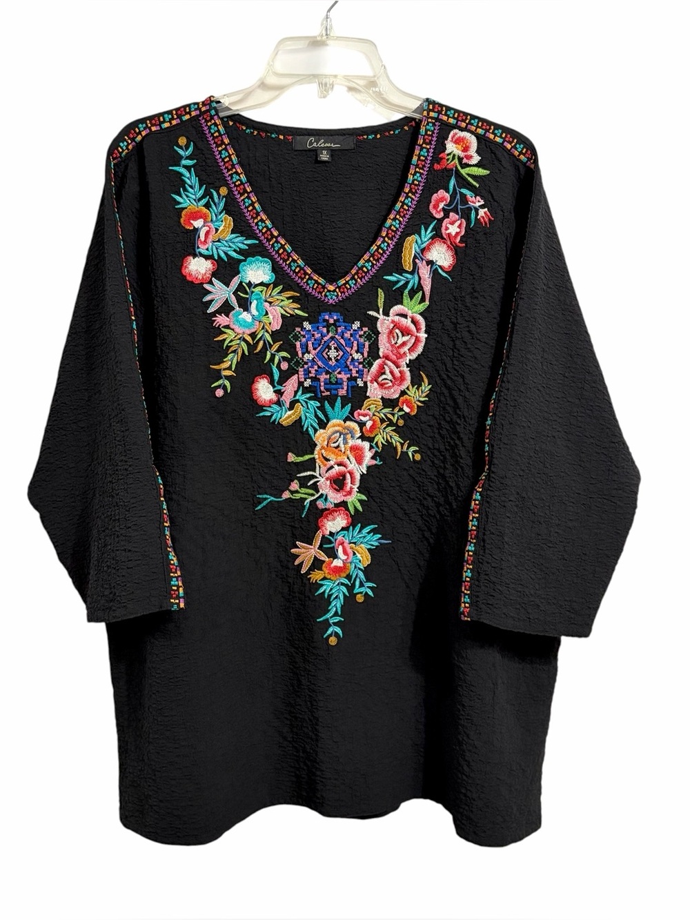 Calessa Boho Crinkly Gauze Embroidered Floral Top Womens 1X Black Resortwear